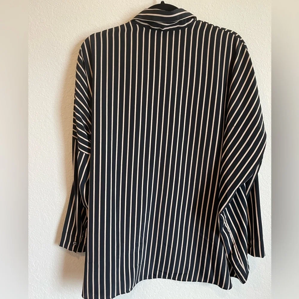 Olivaceous Black and Tan Striped Oversized Button Up High Low Blouse sz Small - Picture 2 of 5